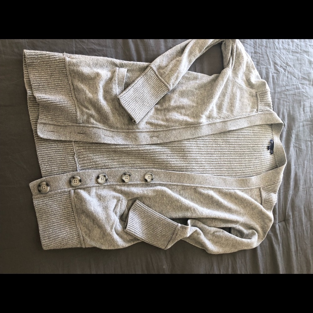 Gap gray sweater